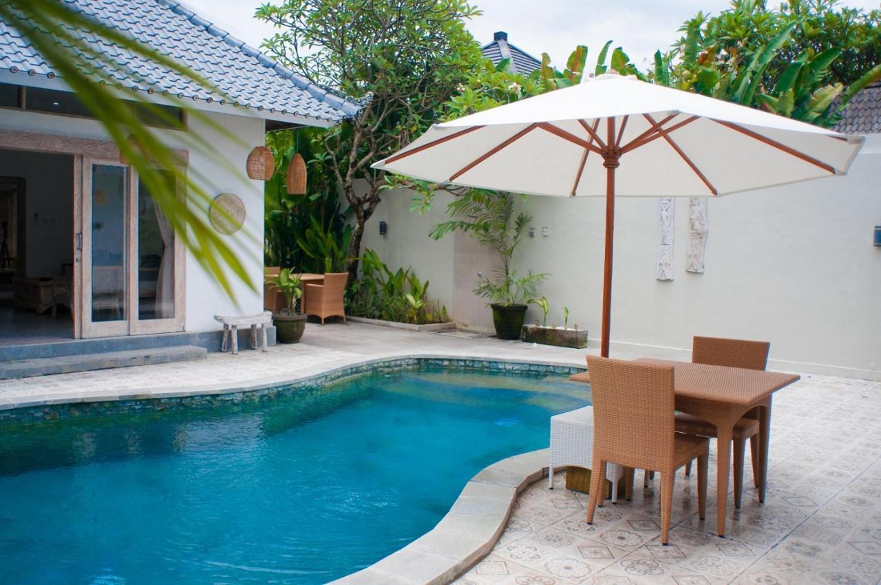 Ambermoon Villas Seminyak Esterno foto