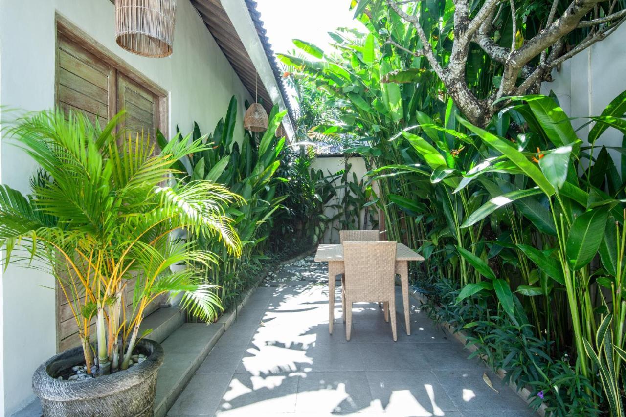 Ambermoon Villas Seminyak Esterno foto