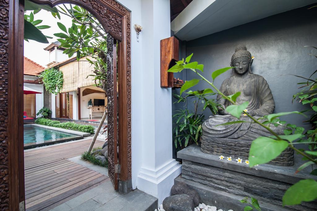 Ambermoon Villas Seminyak Esterno foto