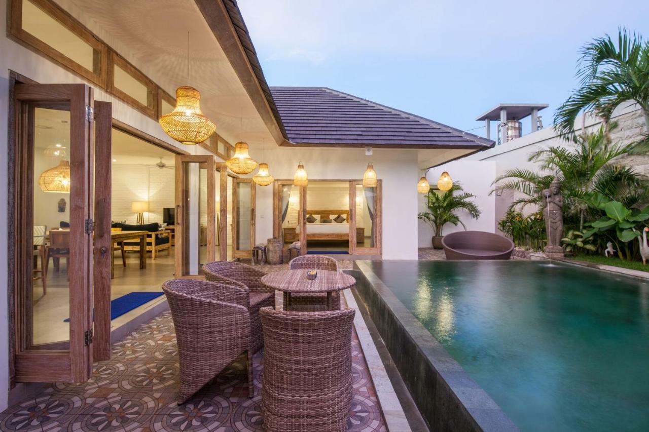 Ambermoon Villas Seminyak Esterno foto