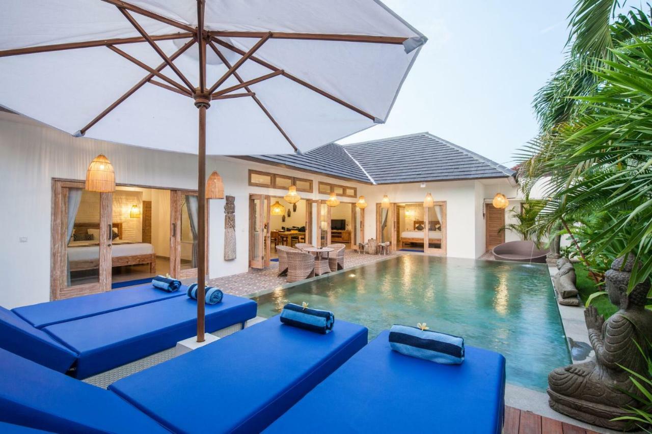 Ambermoon Villas Seminyak Esterno foto